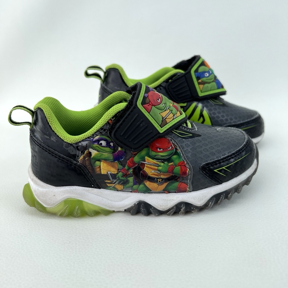 Boys Toddler & Little Kid Teenage Mutant Ninja Turtle TMNT Light up Shoes Size 9